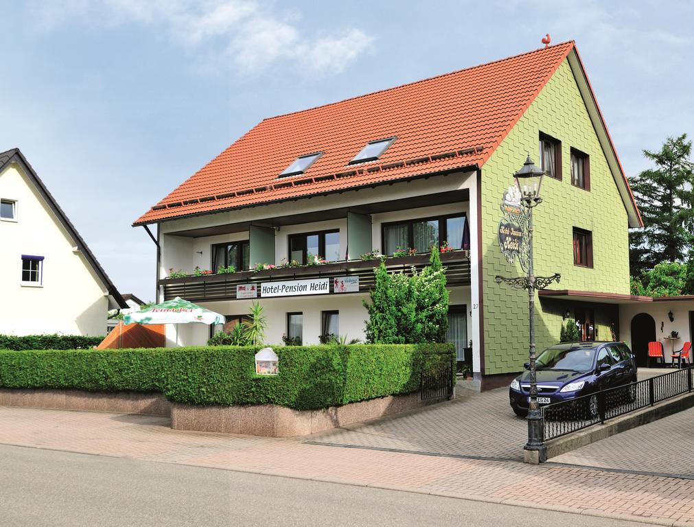 Hotel Pension Heidi โดเบล ภายนอก รูปภาพ